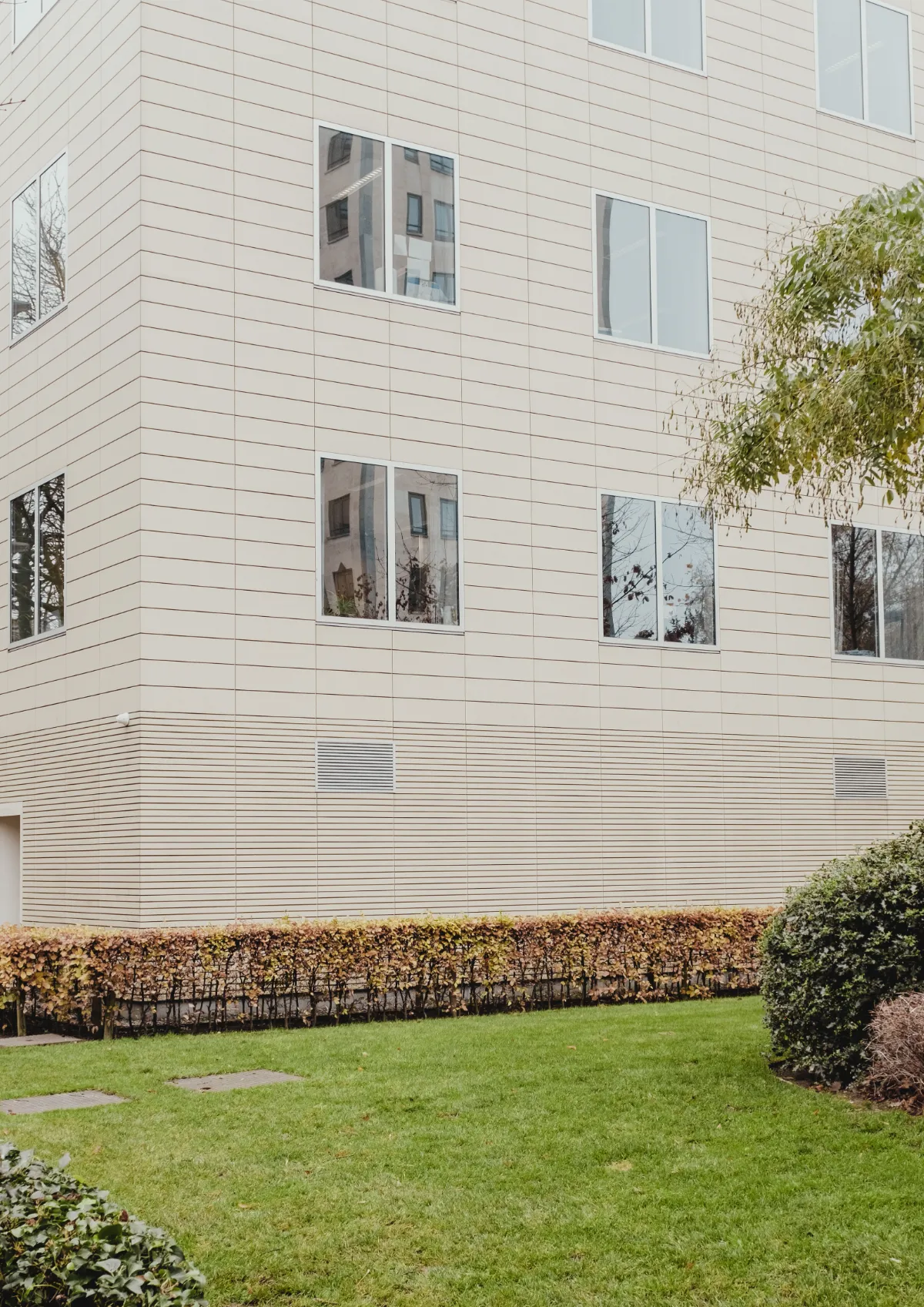 Free Lawn Care Magnet Template to Edit Online