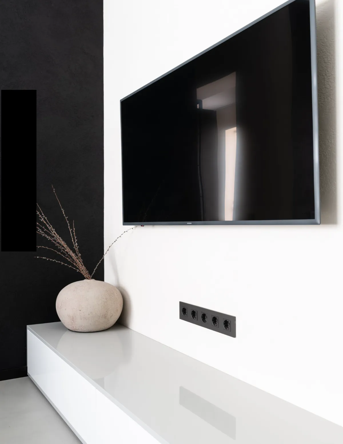 Free Minimalist Corporate Catalog Template to Edit Online