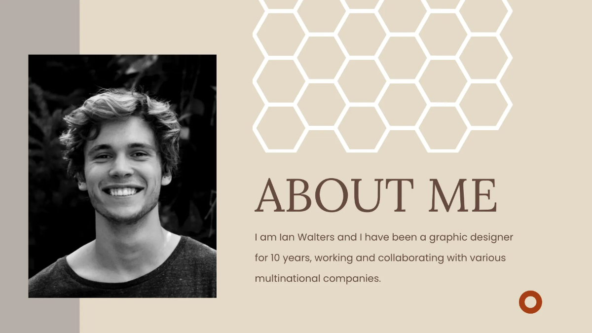 Free Graphic Designer Portfolio Presentation Template to Edit Online