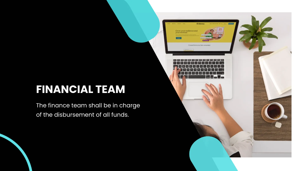 Free Company Meeting Presentation Template to Edit Online