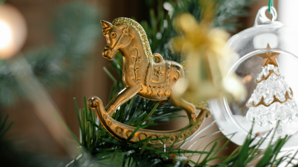 Free Christmas Horse Background