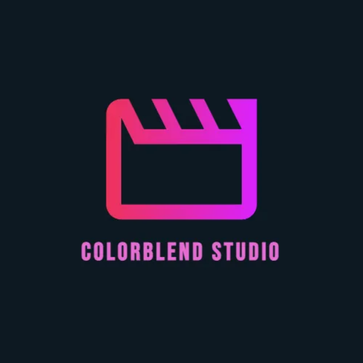 Free Gradient Camera Logo to Edit Online