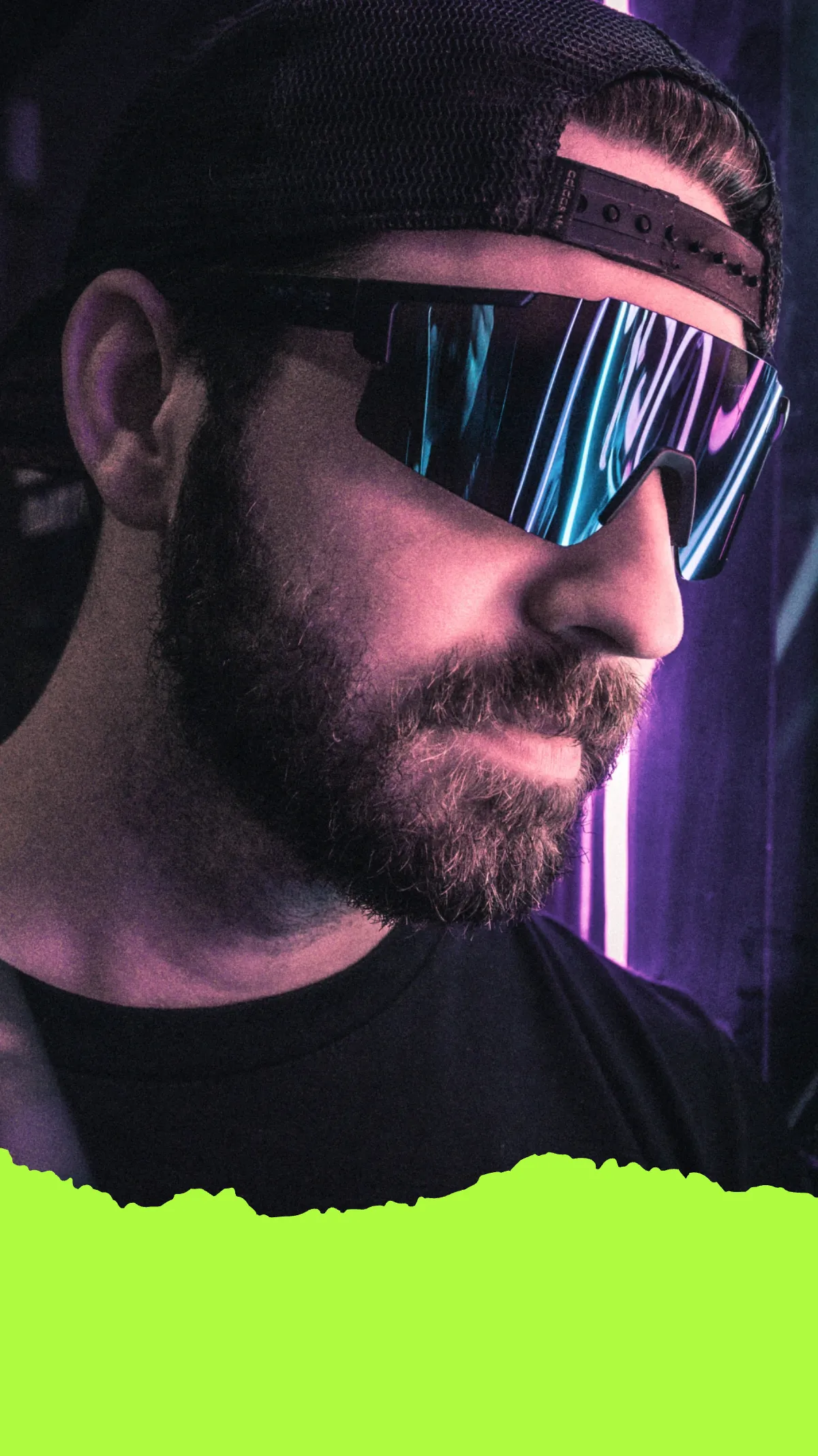 Free Sale Whatsapp Story Template to Edit Online