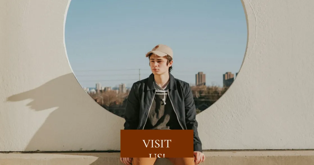 Free Fashion Designer Portfolio Template to Edit Online