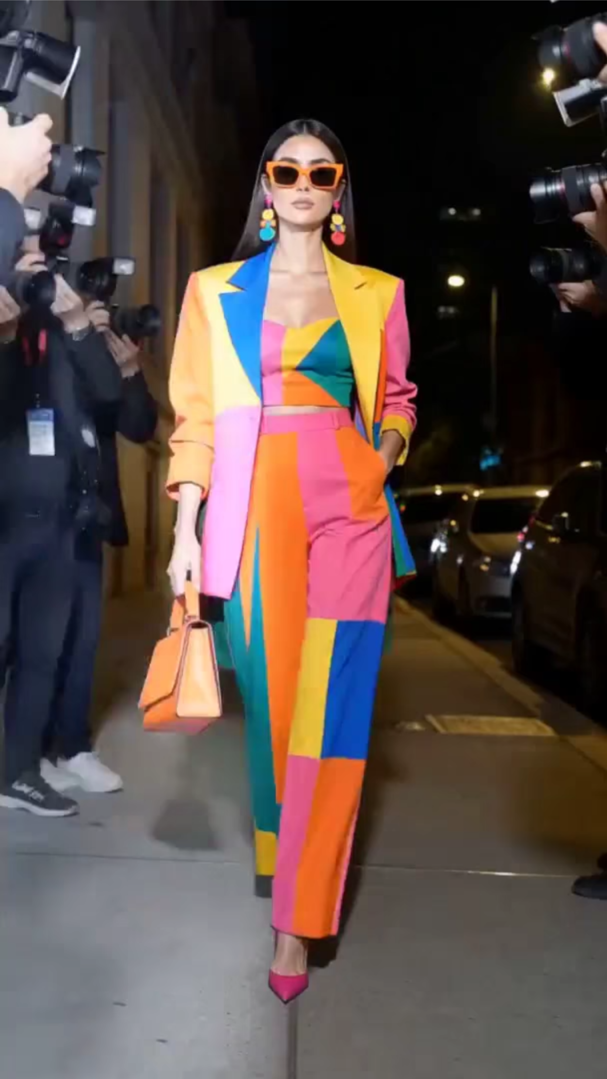 Paparazzi Spotlight - AI Fashion Model Generator Online, Create AI Fashion Model Videos Paparazzi Spotlight - AI Fashion Model Generator Online, Create AI Fashion Model Videos