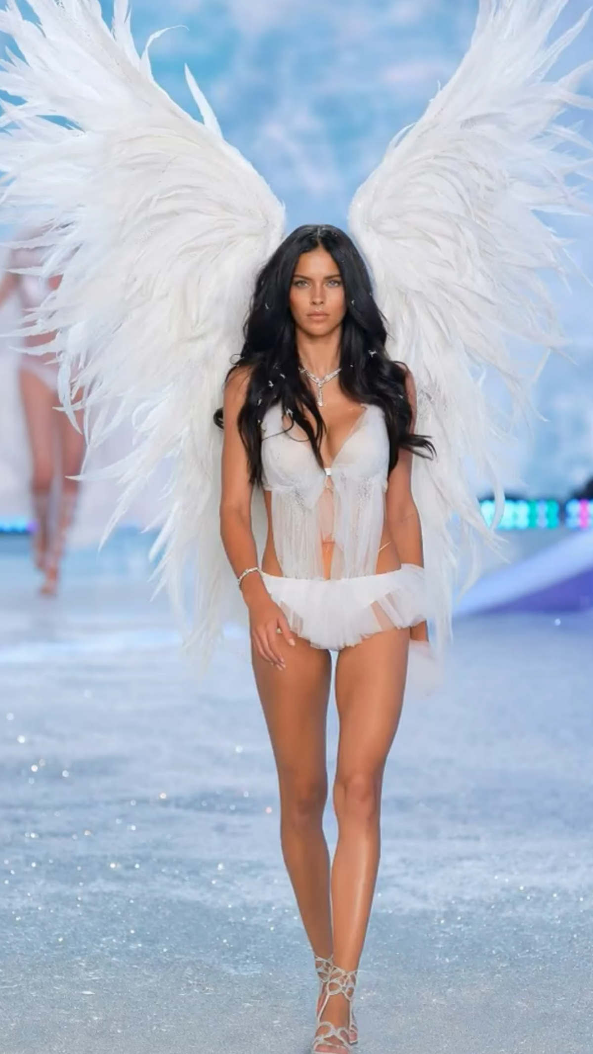 Supermodel Walk Motion Control AI - AI Video Generator, AI Video Maker Online Supermodel Walk Motion Control AI - AI Video Generator, AI Video Maker Online