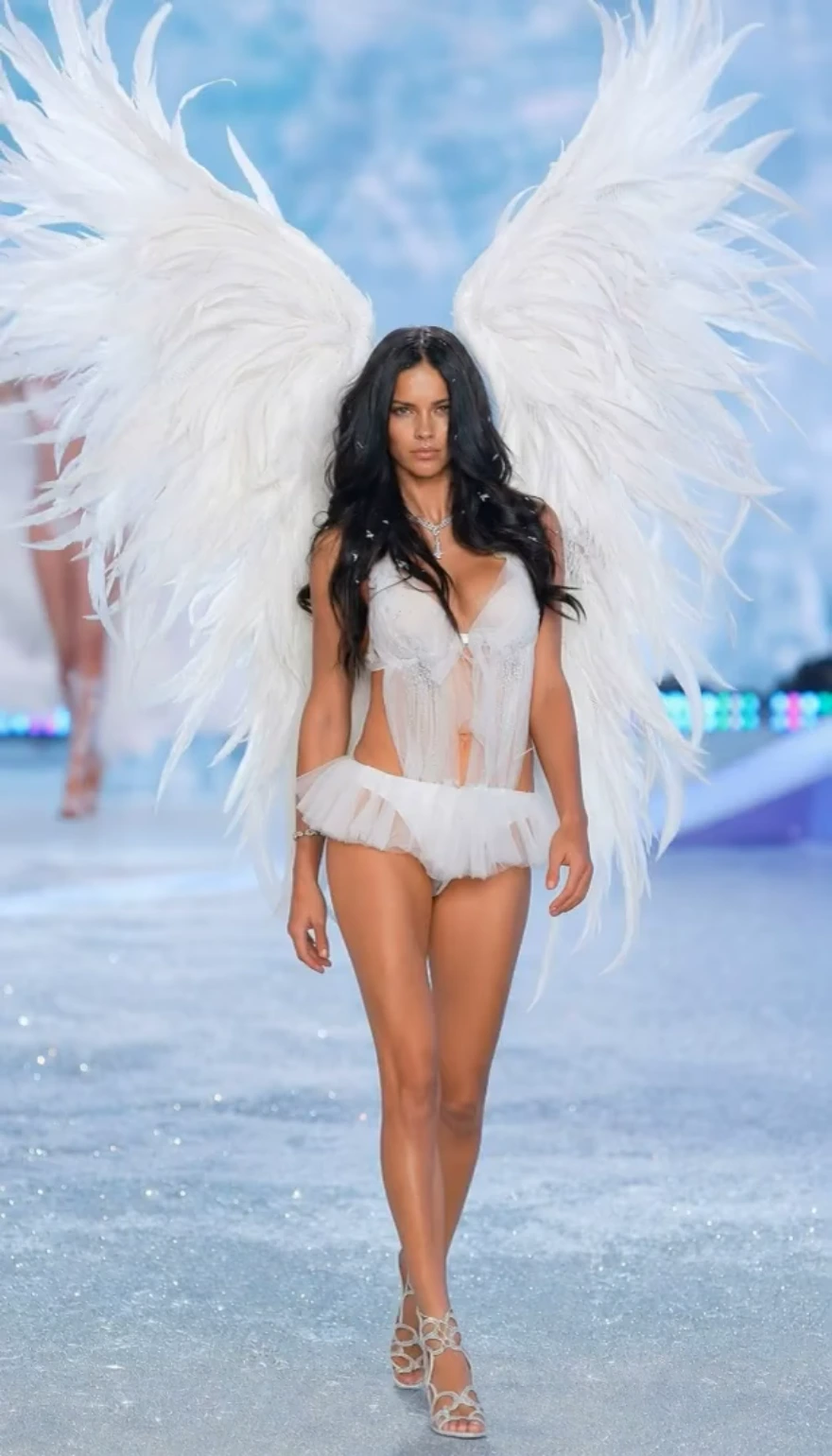 Supermodel Walk Motion Control AI Template to Download