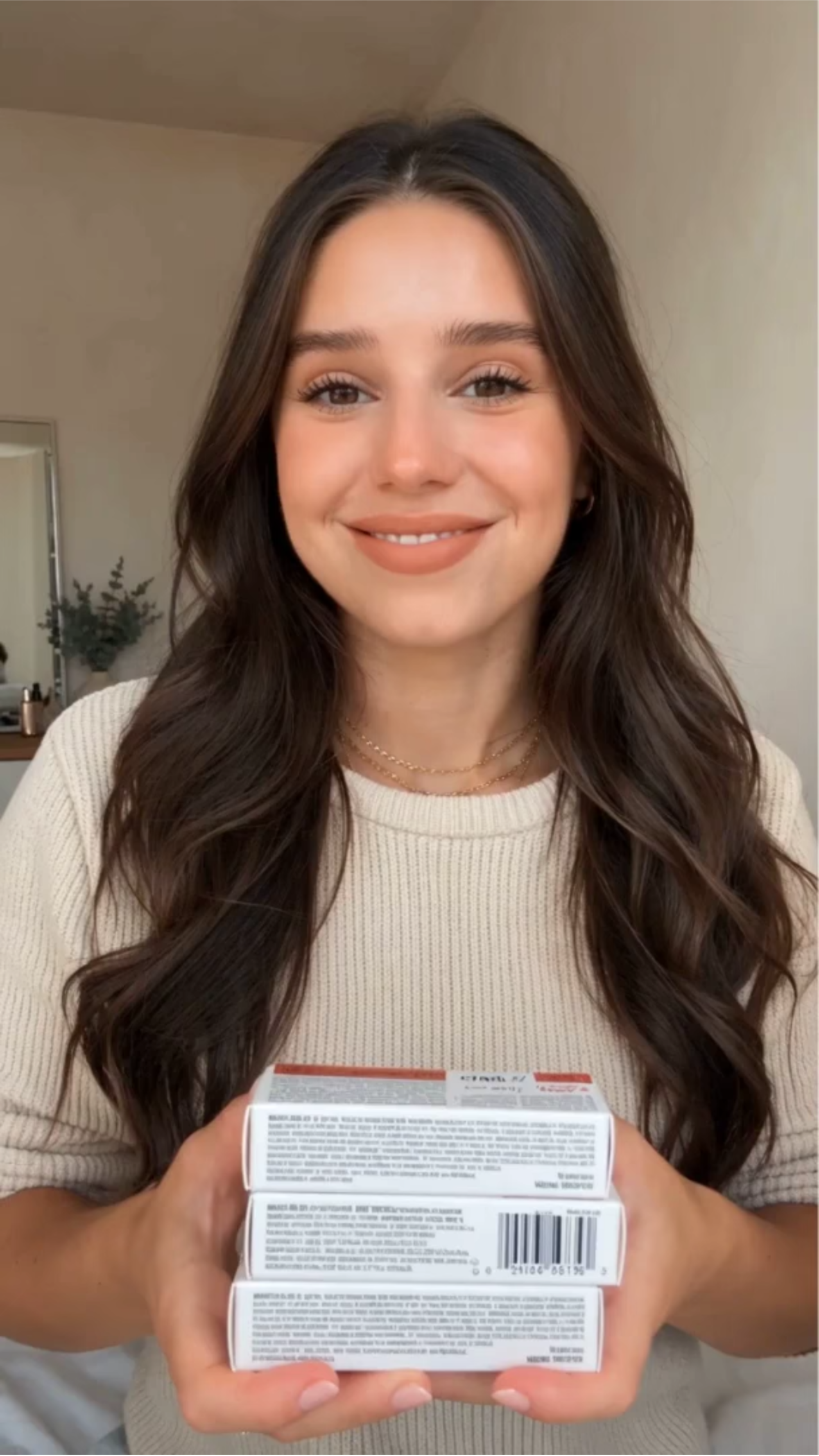 Makeup Unboxing & Swatch Review AI Video - AI Product Unboxing Video Generator Online, Create Engaging Unboxing Videos