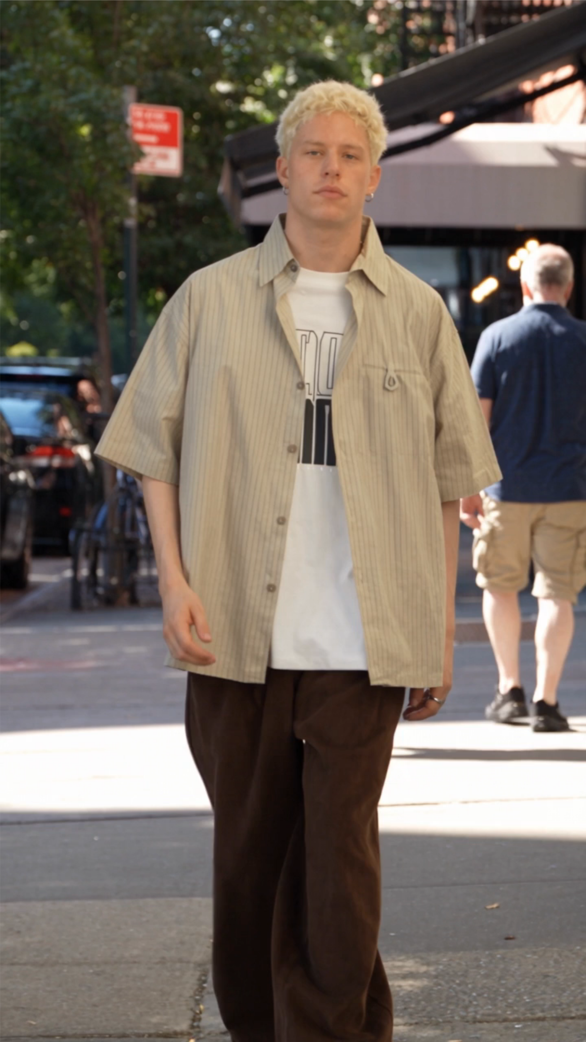 Streetwear Style AI Outfit Switch Video Template to Edit Online