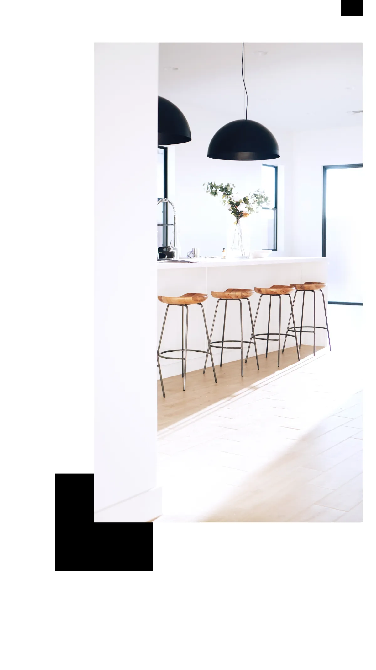 Free Real Estate Agent Whatsapp Story Template to Edit Online