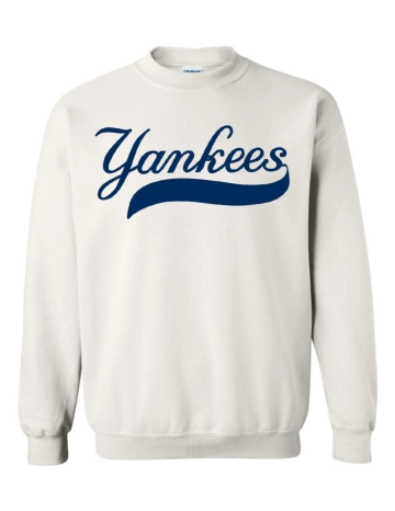 Free Simple Crewneck Sweatshirt Mockup Template to Edit Online