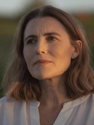 Free Middle-Aged Woman Portrait to Edit Online