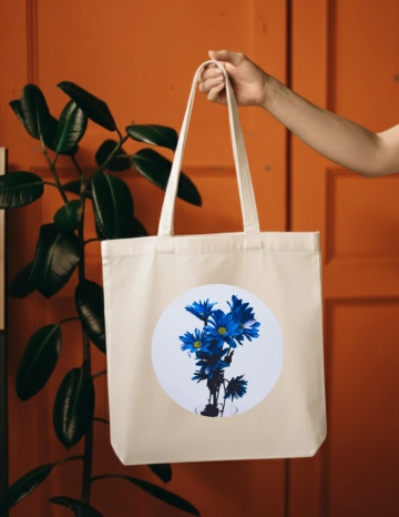 Free White Shopping Bag Mockup Template to Edit Online