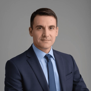 Free Corporate Executive Face to Edit Online