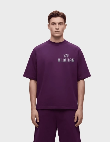 Free Purple T-shirt mockup to Edit Online