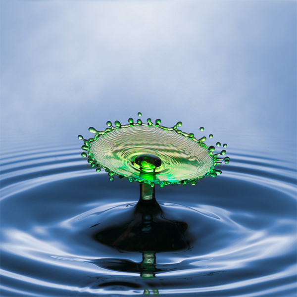 pleasent water drop photography