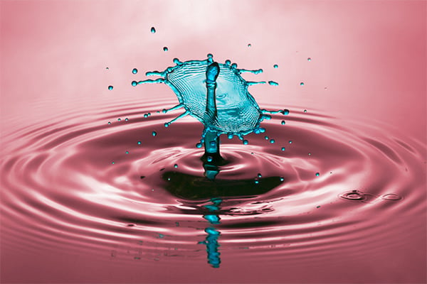 water drop photography example