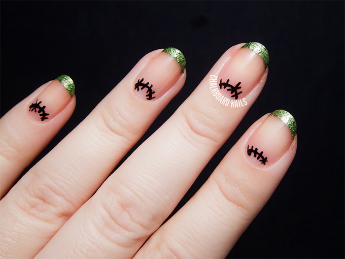 cute-easy-halloween-nail-designs