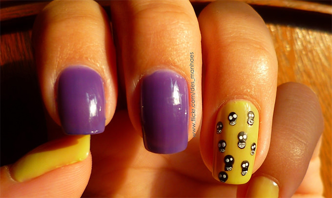 cute-halloween-nail-design
