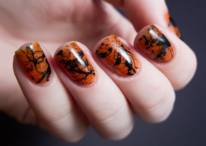 easy-halloween-nail-art