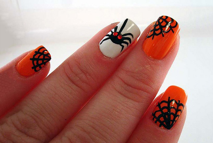 24 Halloween Nail Art Designs And Ideas