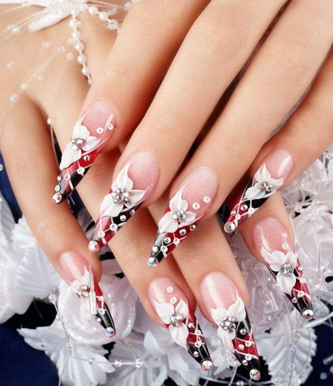 Alternative wedding nails that aren't totally crazy