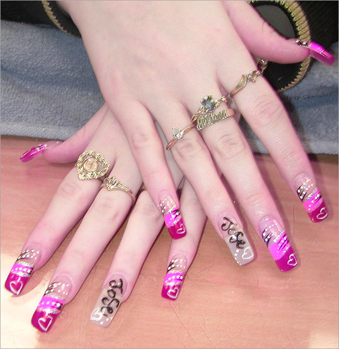 30+ Mesmerizing Nail Polish Design Ideas 2023