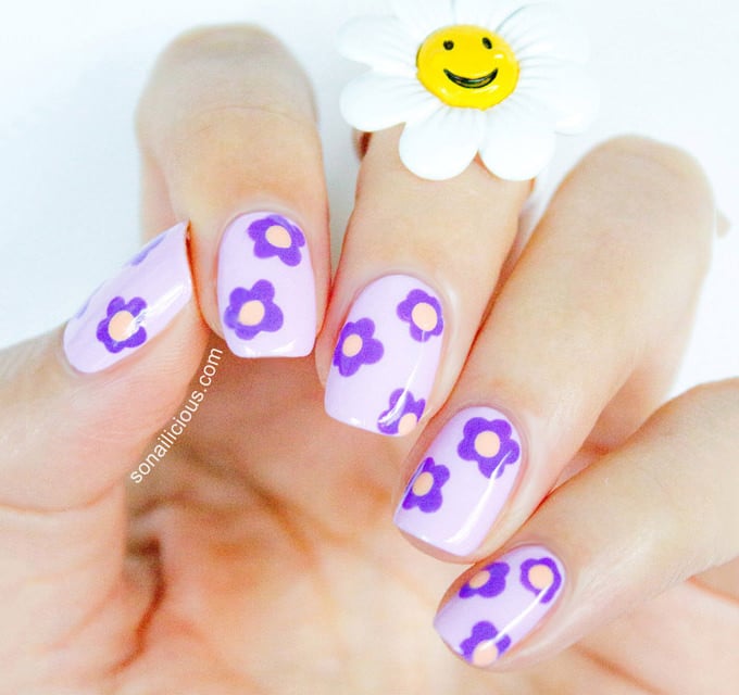 nail-design-with-flowers