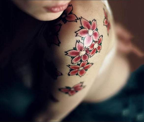 artistic-flower-designed-tattoo-for-you