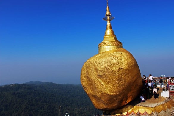 golden-rock-in-myanmar