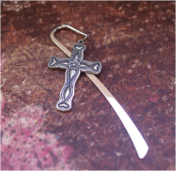 silver-cross-jesus-bookmark-template