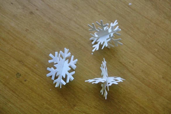 small simple 3d paper snowflake idea
