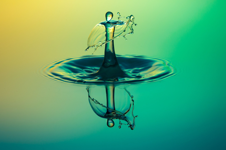high speed photography of water drop