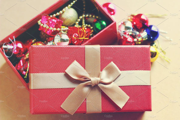 gift box with christmas ornaments