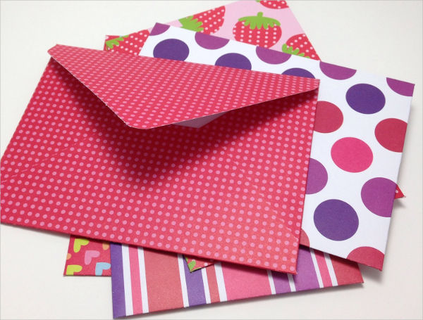 set of 5 letter envelopes