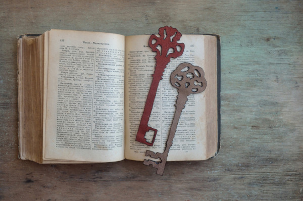 vintage key bookmark template