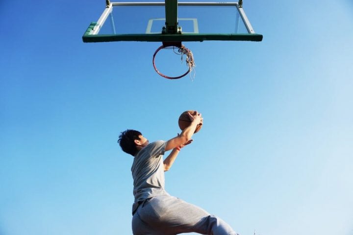 basketball-dunk-blue-game-163452-e1519893241292